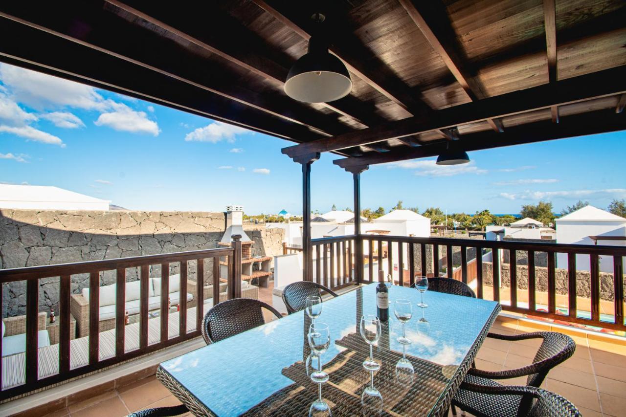 Villa Vista Rey - 6 Bedroom - Heated Pool - Amazing Views - Pool Table - Vista Lobos - Playa Blanca Playa Blanca (Lanzarote) Exterior foto